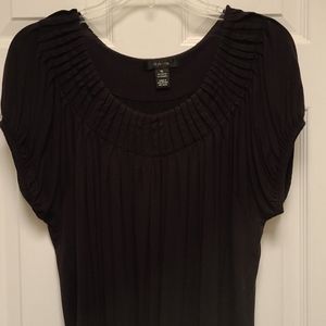Pleated scoop neck tunic